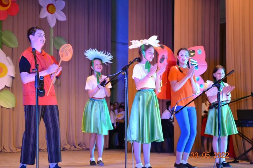 Миниатюра ЦВЕТЫ 8 МАРТА