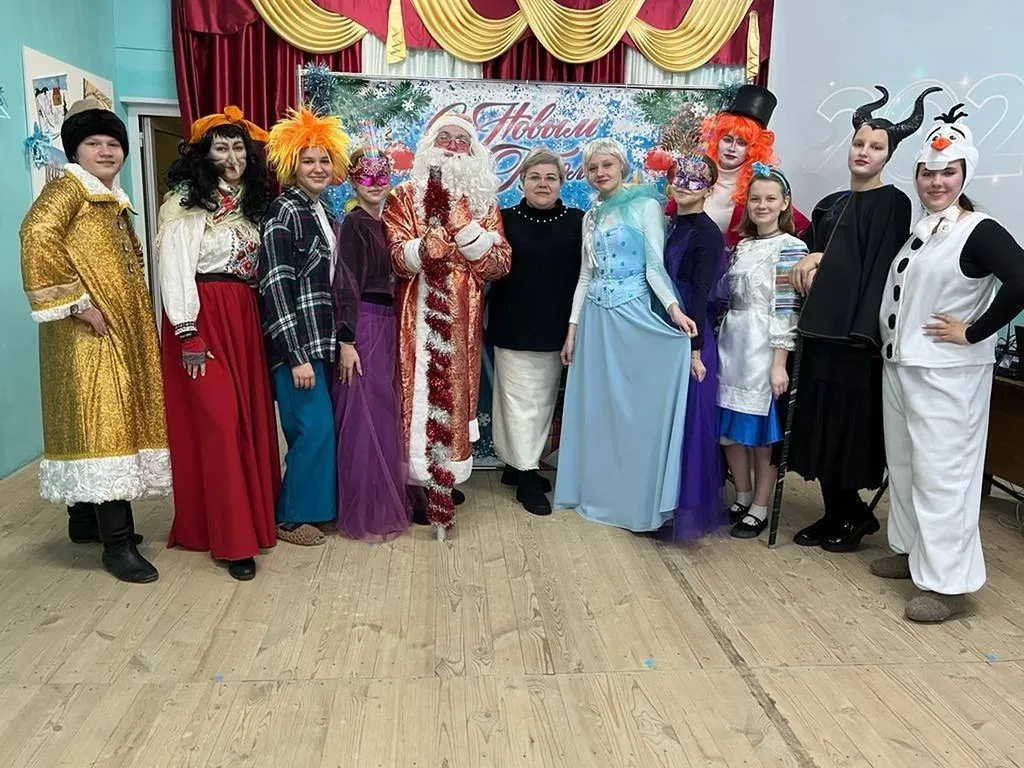 Новогодний спектакль 2023 .2.